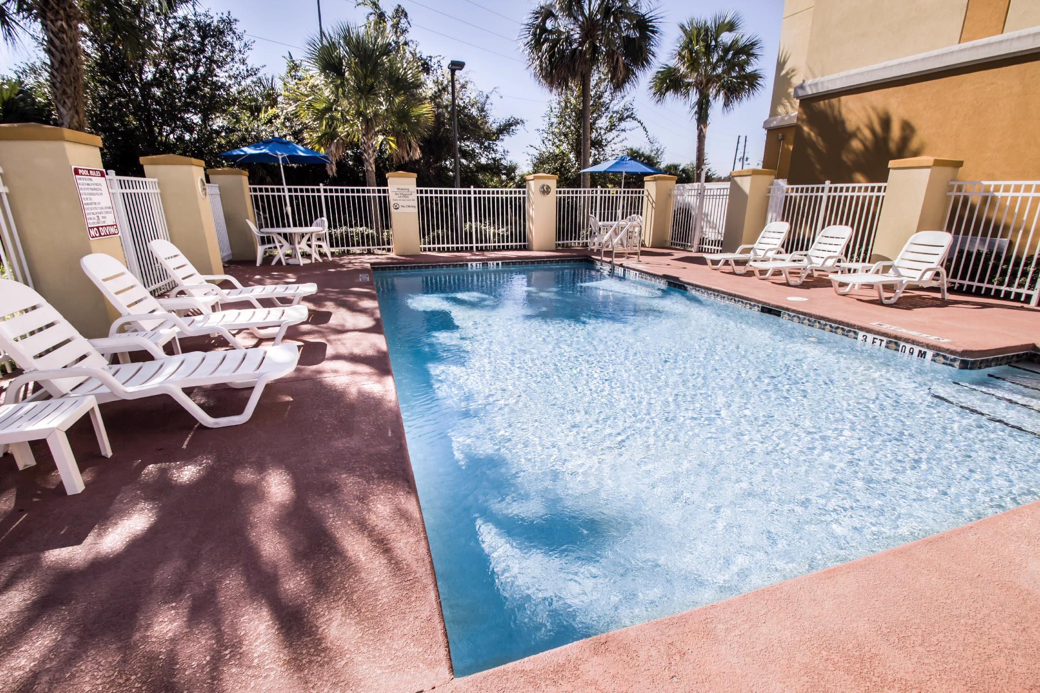 Comfort Suites Orlando Airport Exteriér fotografie